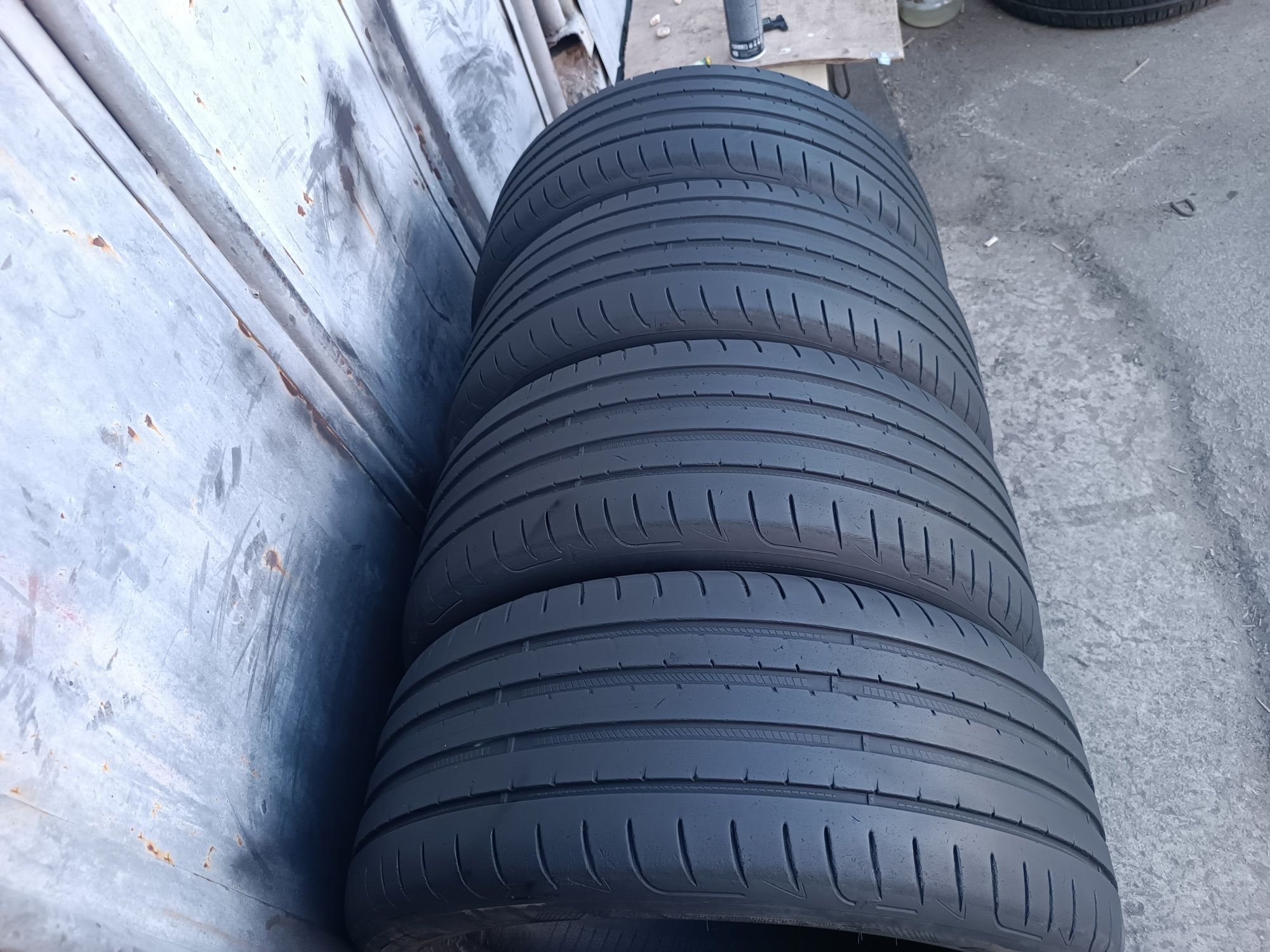 225/45/17 Goodyear