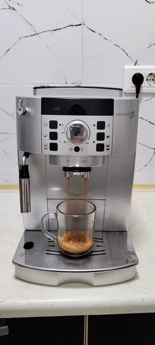 Espressor Automat DeLonghi Magnifica S ECAM 22.110 Aparat Cafea Boabe