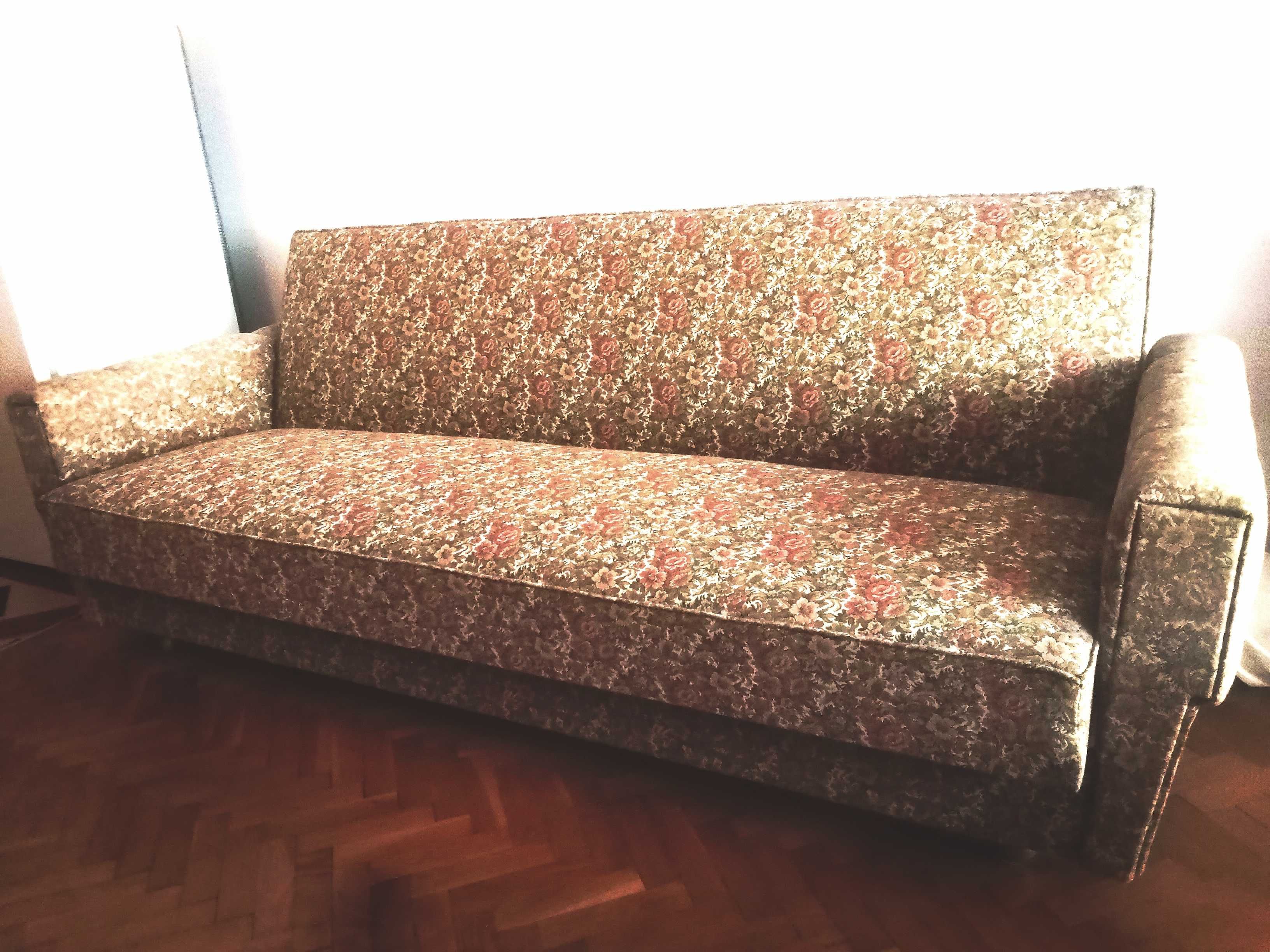 Холна секция + разтегателен диван канапе с функция за сън. Внос Италия