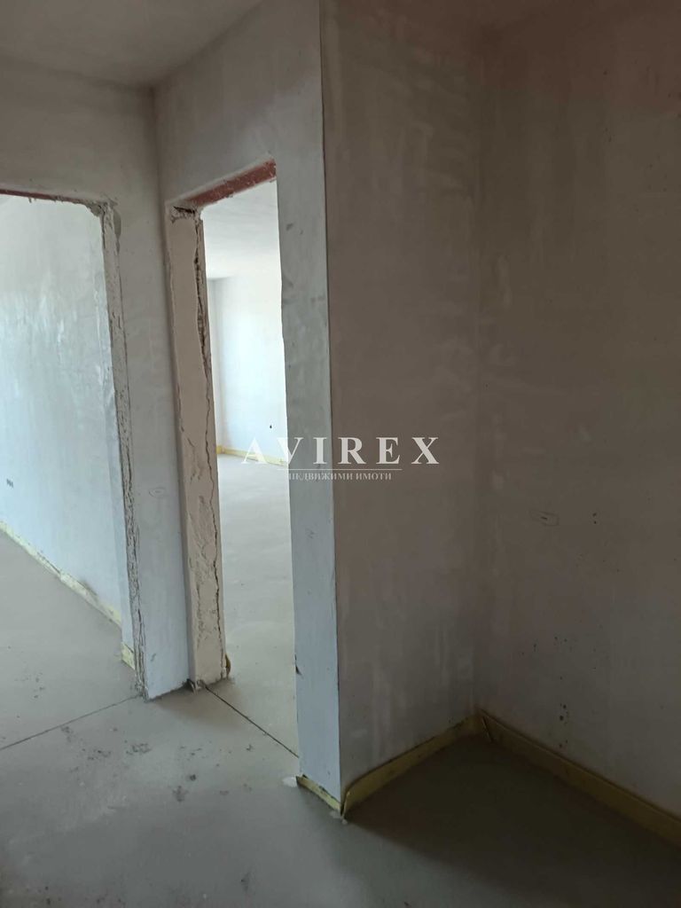 Продава се Двустаен апартамент в Пловдив, Остромила - 67 кв.м за 1475 €/кв.м - Снимка #9