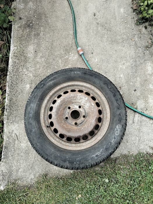 Jantă cu Anvelopa 195/65/R15 M+S