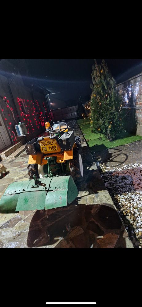 Tractor Goldoni 4x4 18 cp in stare perfecta de functionare