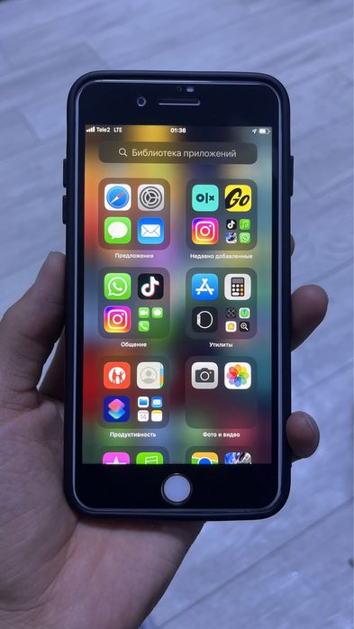 Продаю Iphone 7 plus