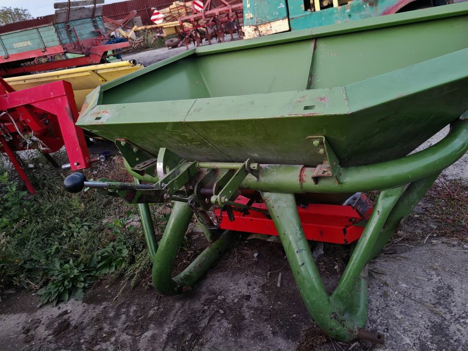 MIG împrăștiat Azot Amazone 600kg cu 2 talere