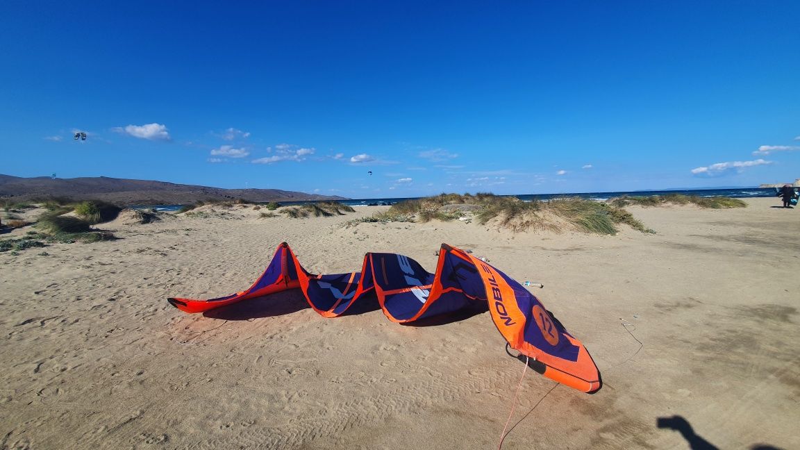 Kitesurfing kite Nobile T5 12 metri complet cu bara