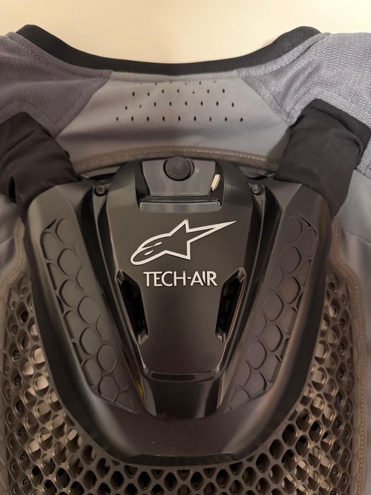 Vestă airbag moto - Alpinestars Tech-Air 5 - Impecabil