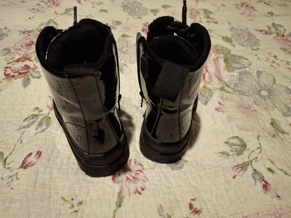 Ghetute H&M marimea 26