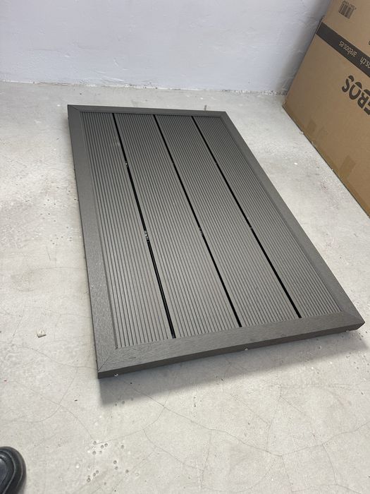 Подова настилка за соларен душ или басейн AREBOS