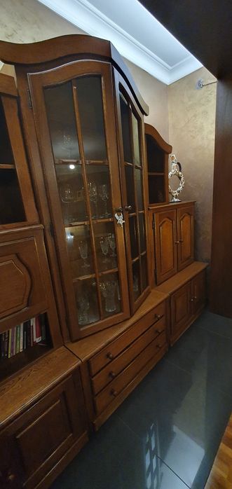 Mobila Living ( Sufragerie) -  Lemn de NUC