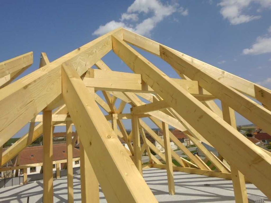 Acoperisuri, sisteme pluviale, renovare acoperis, montaj acoperis