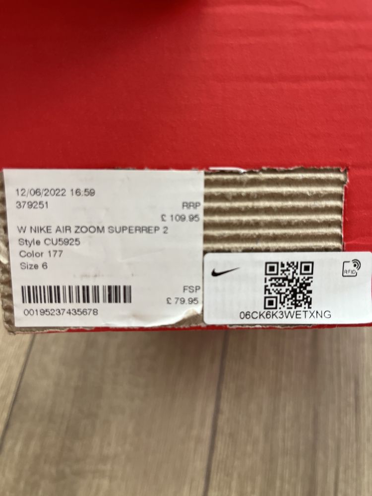 Nike air zoom superrep 36.5