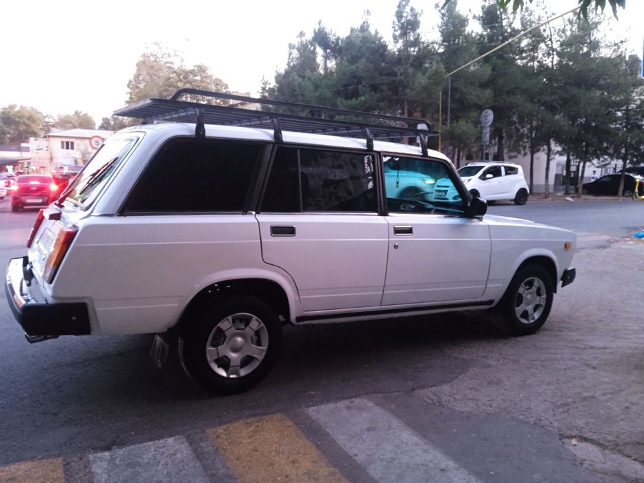 Сотилади срочна 04