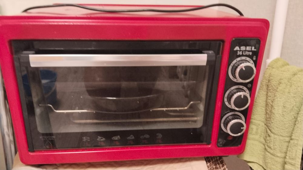 Продам духовку в хорошем состоянии