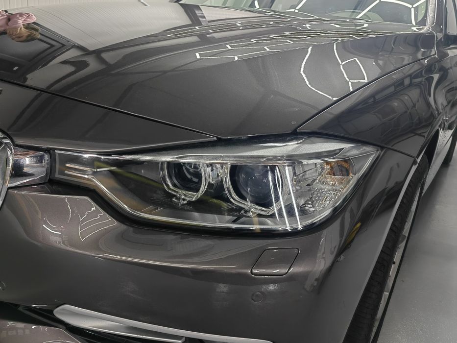 Polish faruri și folie de protecție