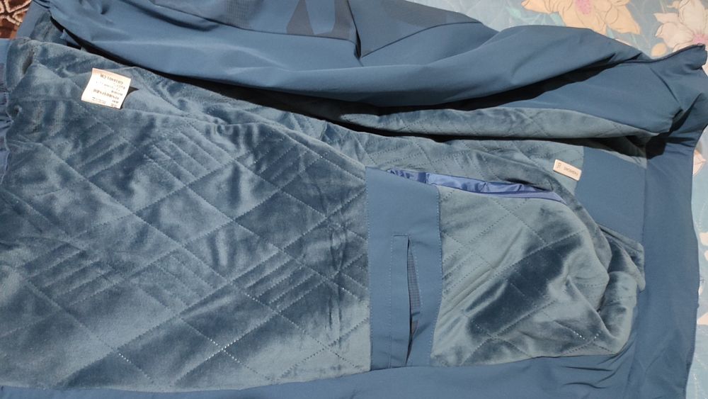 Продается ветровка Li-ning