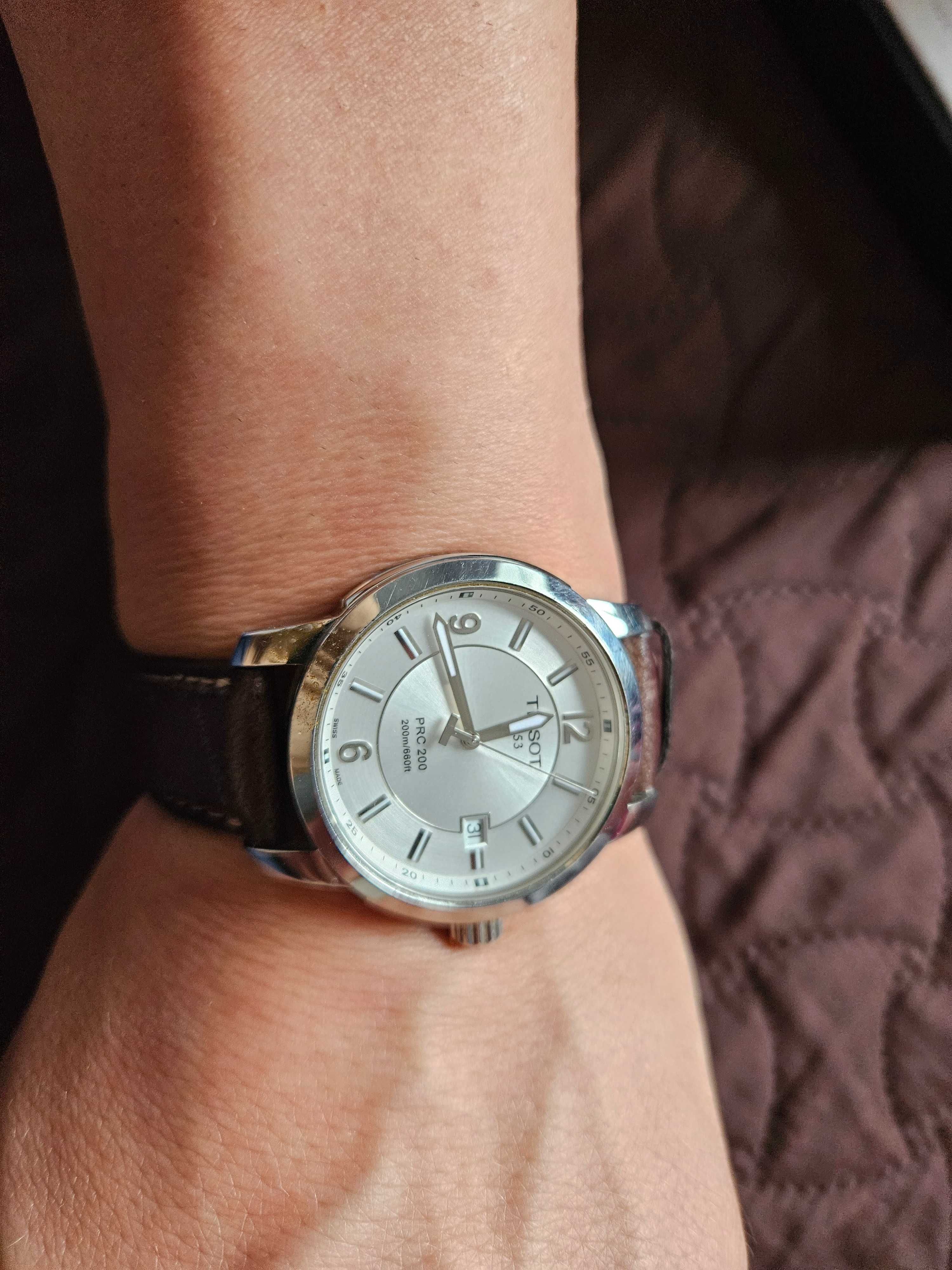 Часовник Tissot t0144 410a