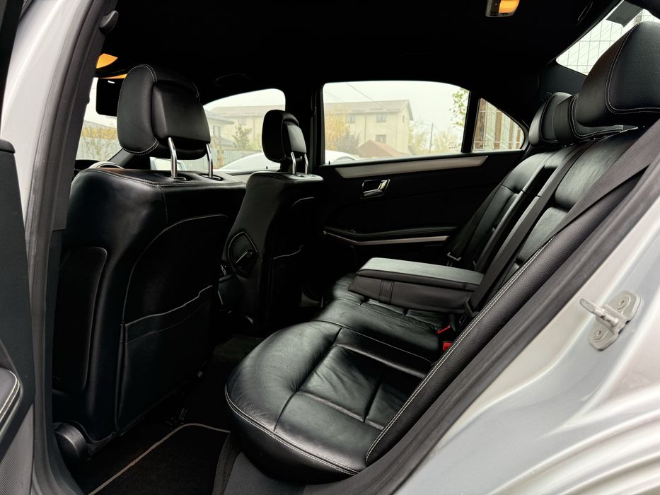 Mercedes E220 AMG Pack-2010-2.2 Diesel-170 CP-Manual 6+1