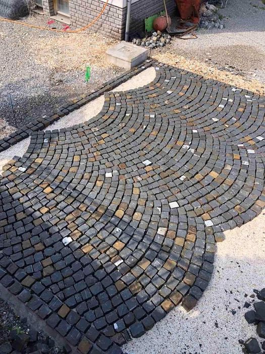 Piatră cubică Andezit, mă deplasez oriunde în Țară