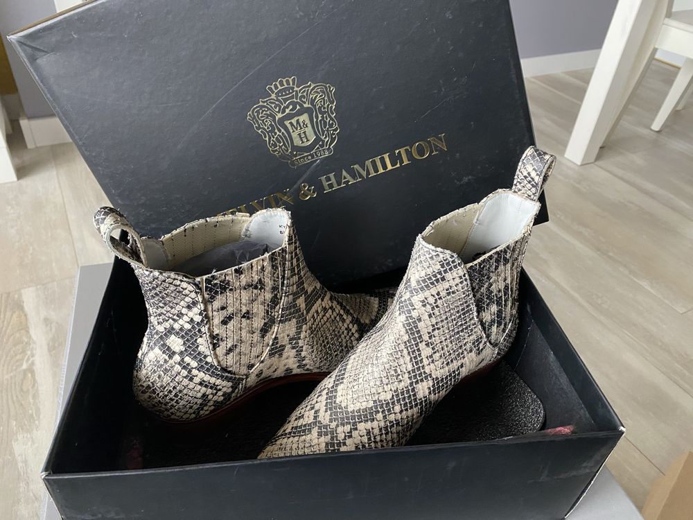 Melvin & Hamilton 38