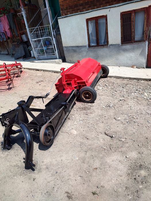 Vând tocătoare resturi vegetale