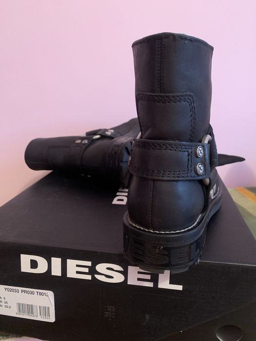 Vand ghete diesel originale marimea 35