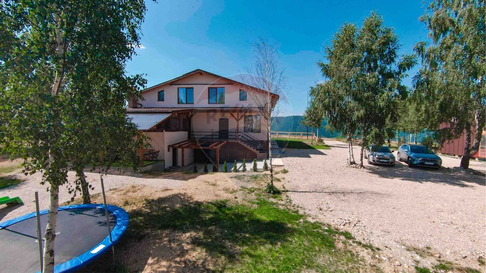 Domeniul H Cabana Risca Cluj- urmareste promotia-