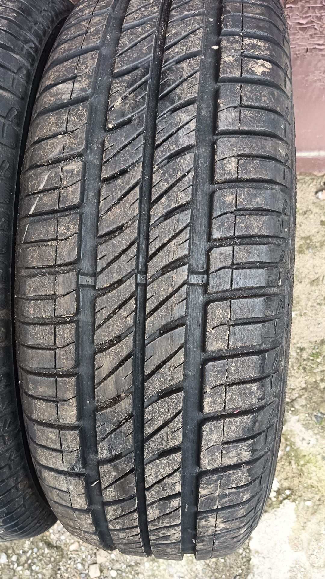 Cauciucuri de vara 185/65R15