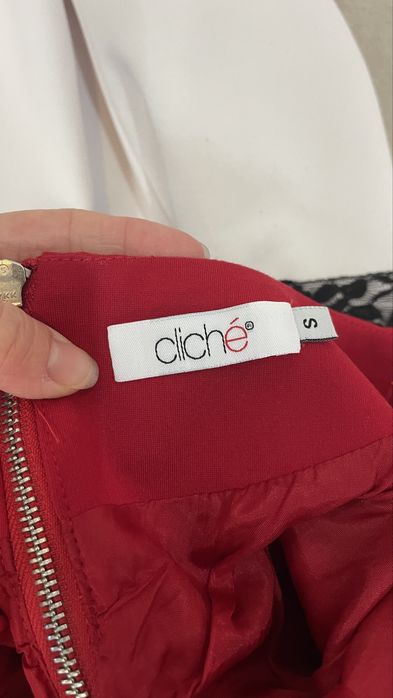 Красива рокля на Cliche