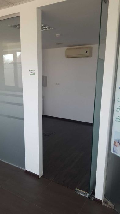 Proprietar-inchiriez  spatiu comercial P+3E,  zona centrala