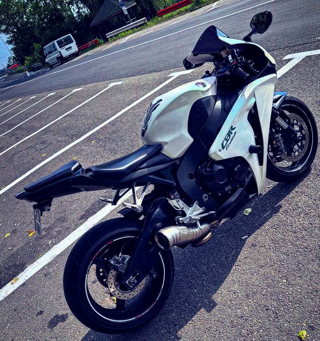 Honda CBR 1000RR SC59 - 2010 FARA ABS