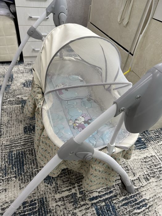 Детская люлька ( кровать) сотилади