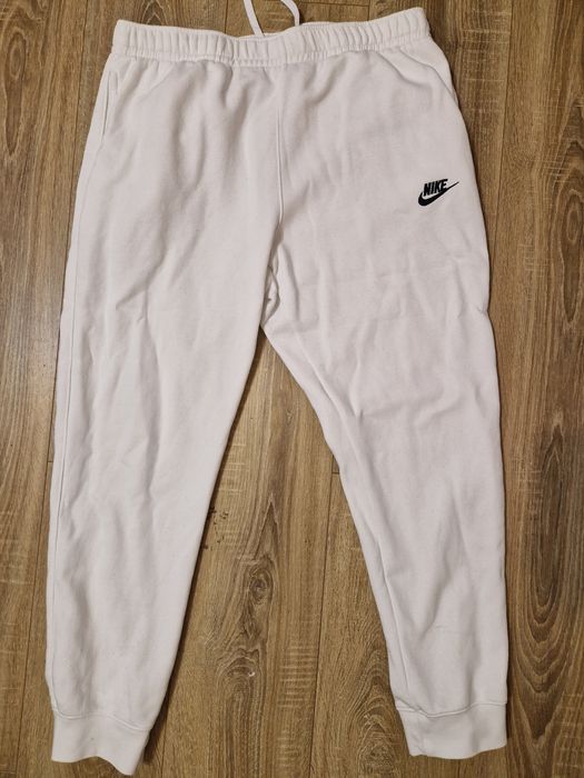 Pantaloni Nike de bărbați
