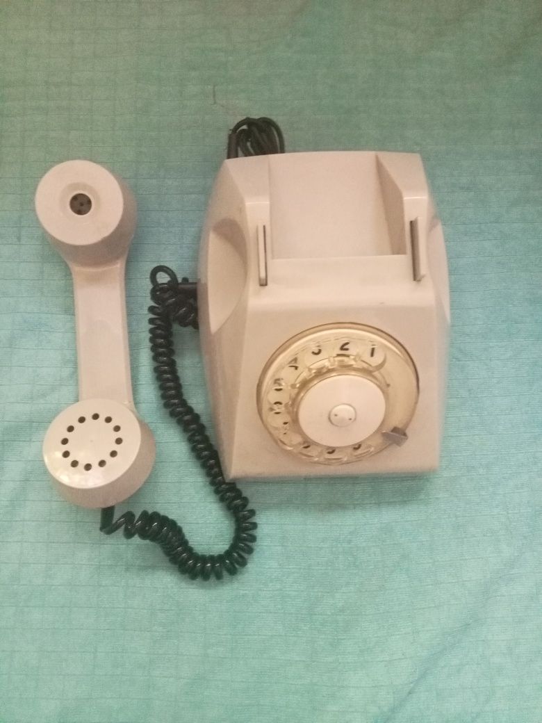 Eski uy telefoni