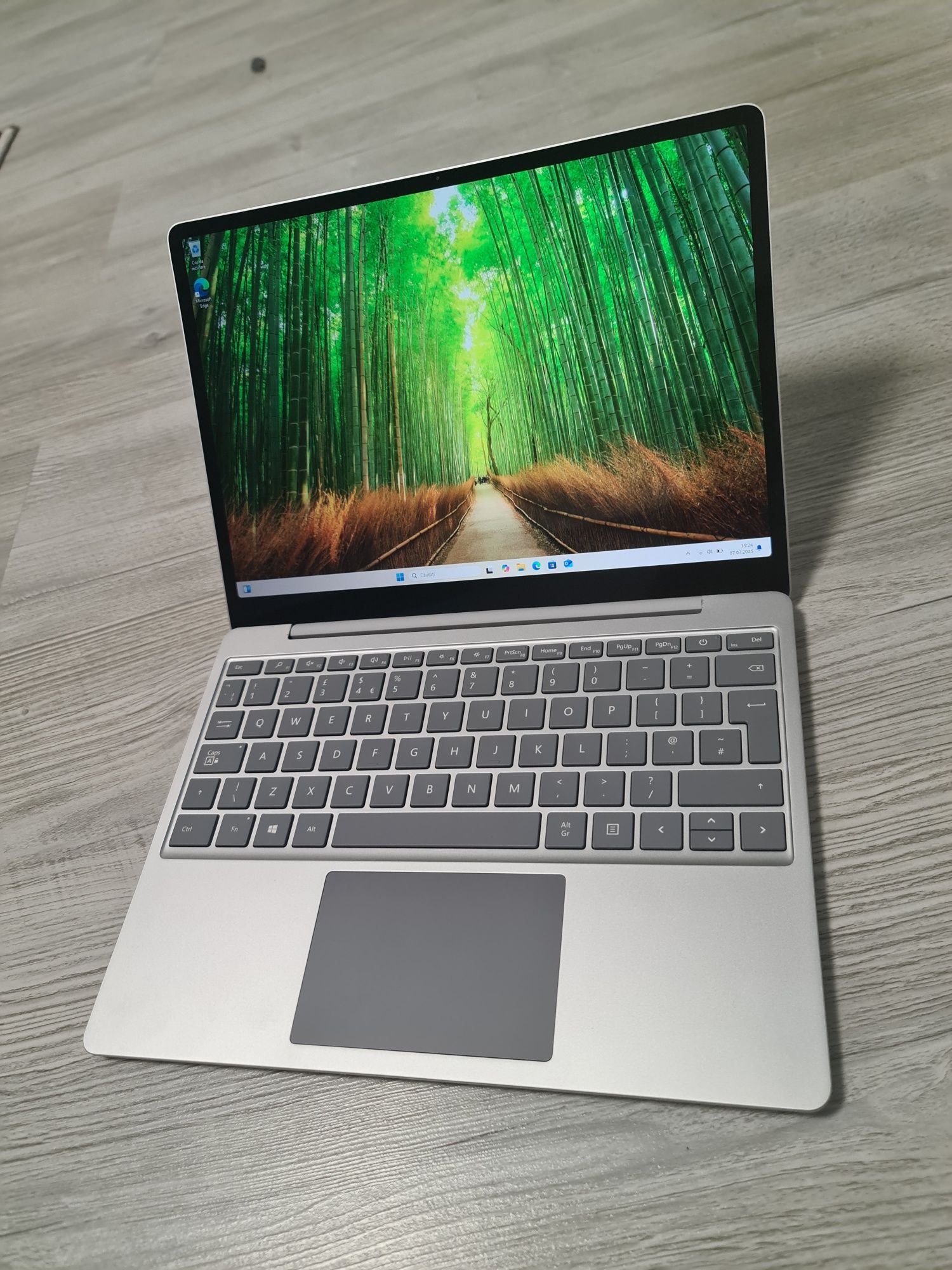 Laptop Microsoft surface 1943