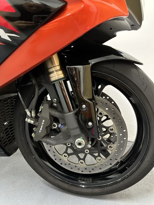 Suzuki Gsx-R1000,K7.