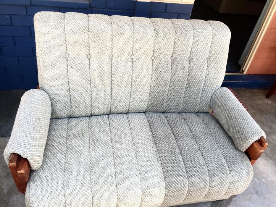 Mebel Yuvish, Devan yubish Sifatli, Arzon mebel yuvish xizmati,