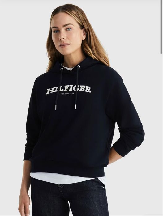 Спортивный костюи Tommy hilfiger