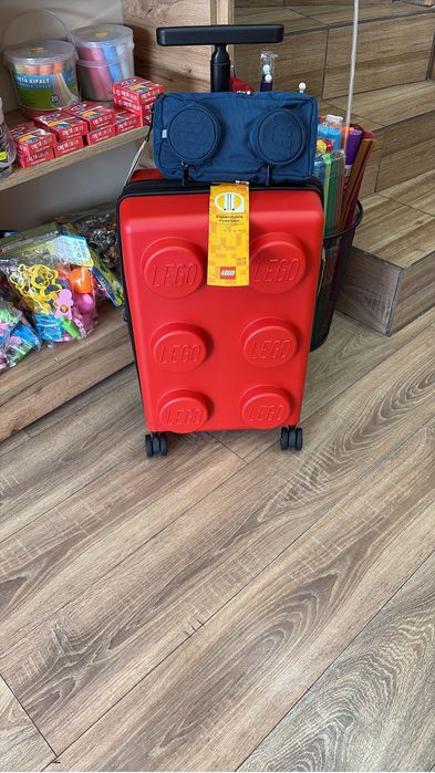 Vând troler lego original