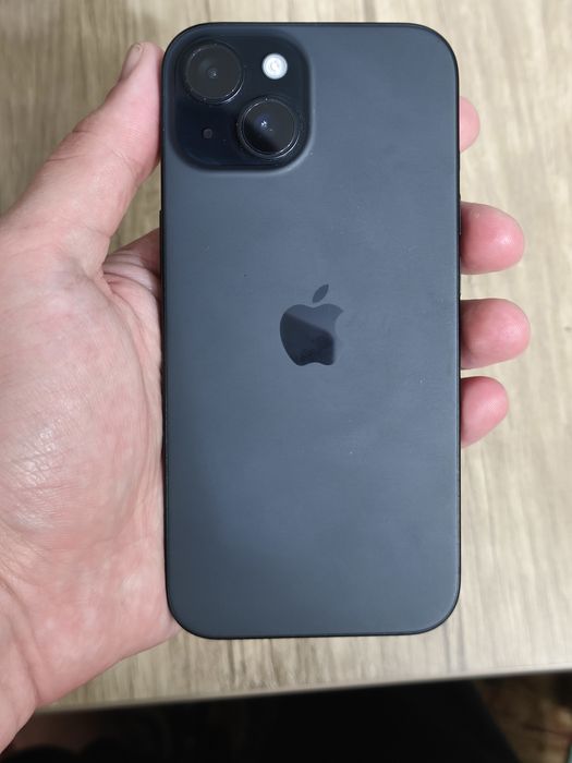 iphone 15  / 128
