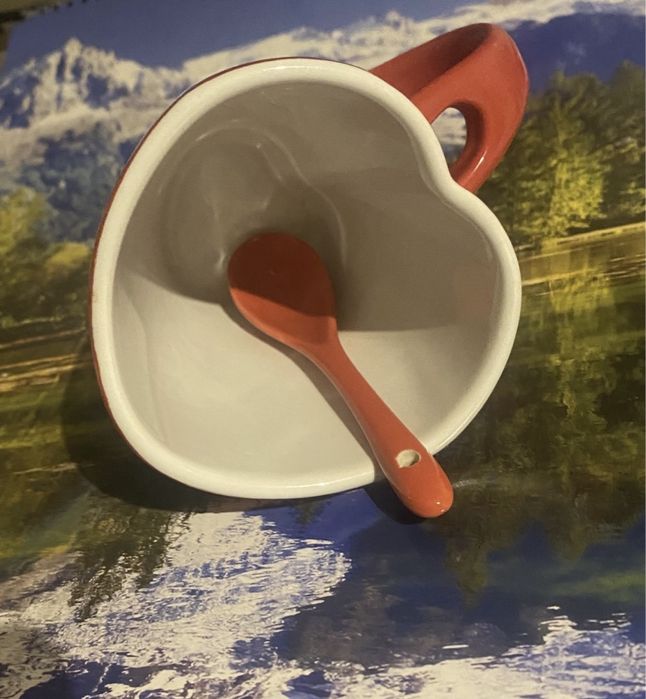 Cană cu sigla Colgate + linguriță