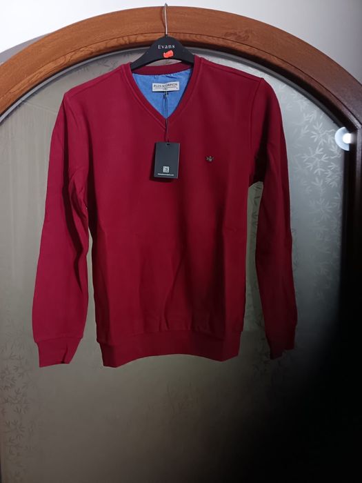 Pulover barbatesc nou