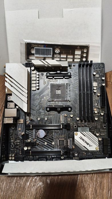 AM4 B550M Материнская плата