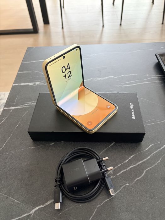 Samsung Galaxy Z Flip 6 5G 256 GB