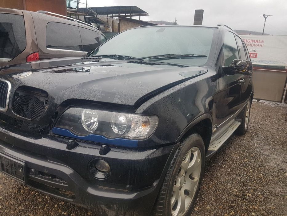 Bara fata BMW X5 E53 2000 - 2003 NEGRU (622) model cu spalatoare far