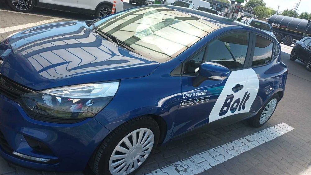 inchiriez masina BOLT/UBER