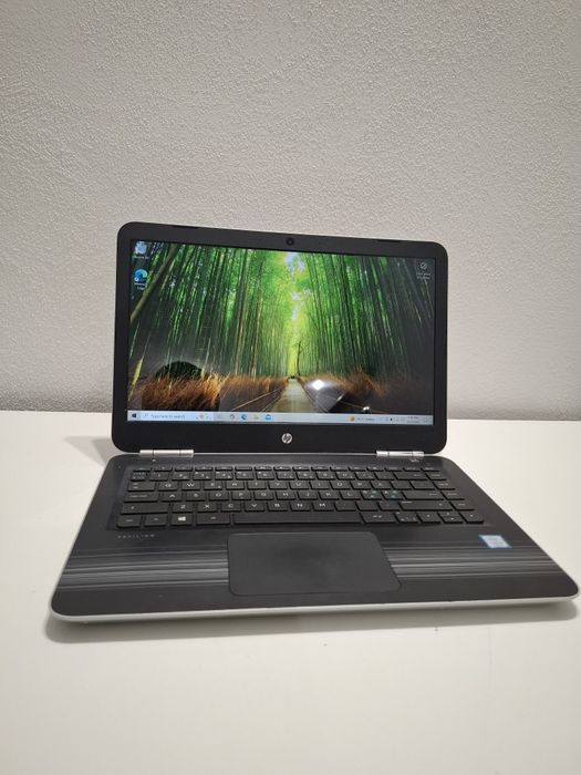 Laptop la 500 lei i3 gen7 , ssd