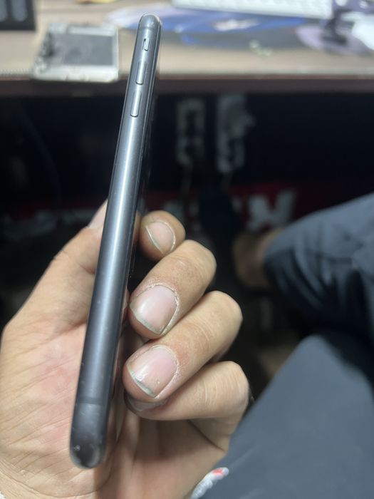 Iphone 11 64gb xolati yaxshi