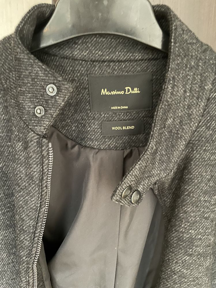 Geaca Massimo Dutti lana marimea L