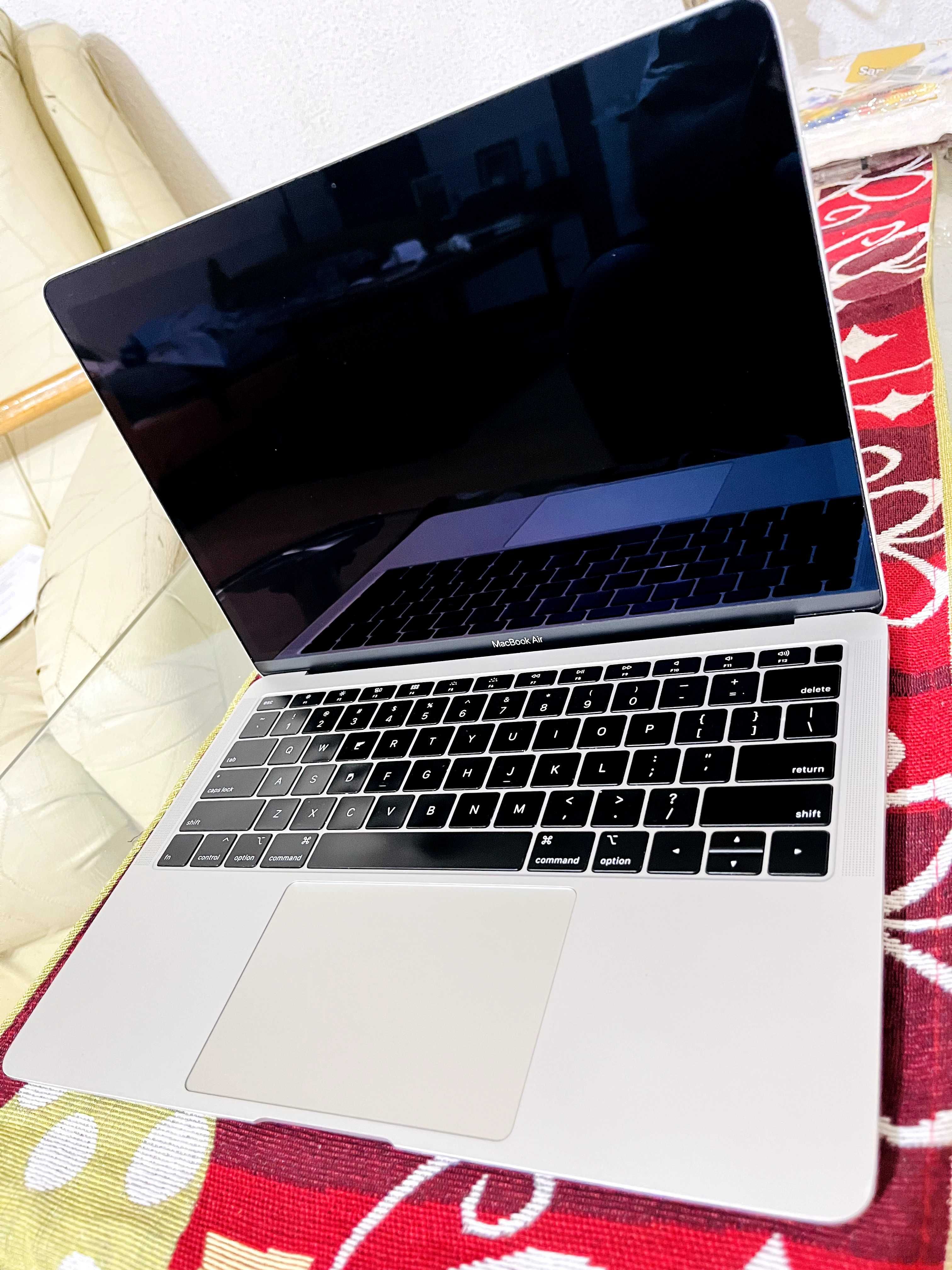 Apple MacBook AIR 13 A1932 Mid 2019 i5 3.6Gz 16GB 256GB NVMe True Tone