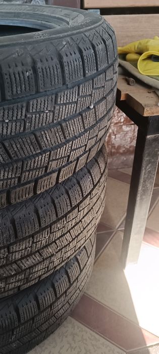 Резина 215/55/17